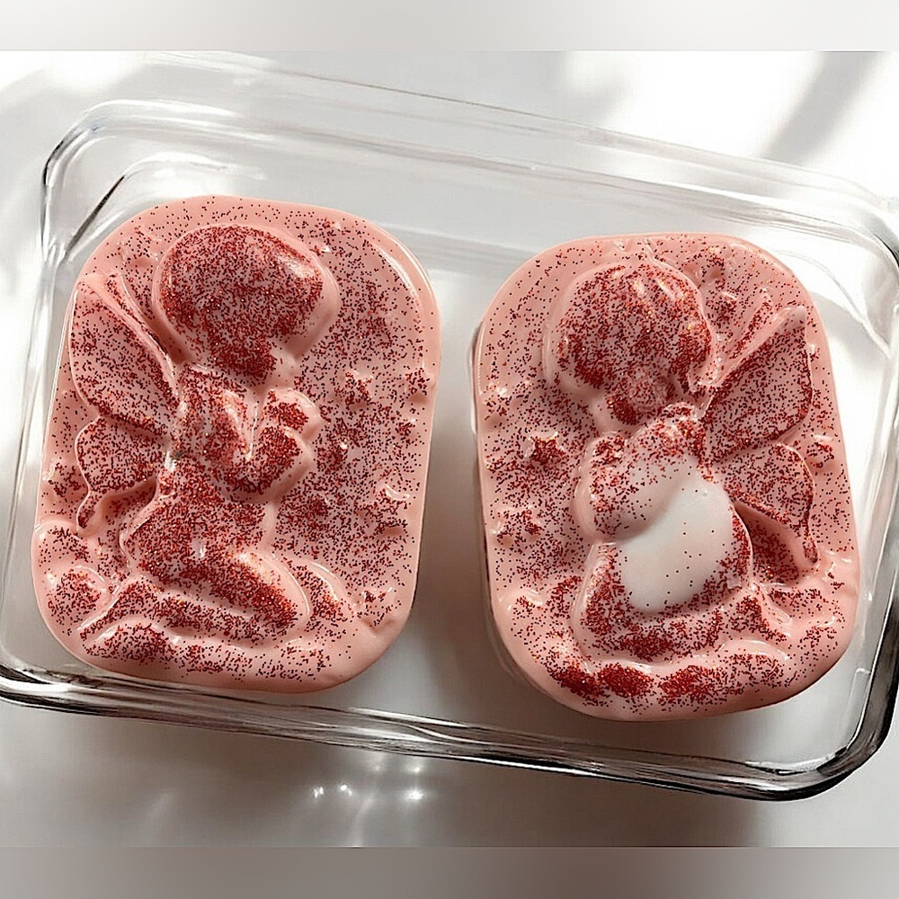 Strawberry soap 3rd eye handmade 4x2inch 5oz donkey milk, shea butter